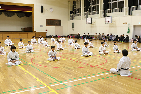 ４月号の 全少へgo 19 は千葉県の強豪 空手道一心塾が登場します Jkfan News International 空手ワールド