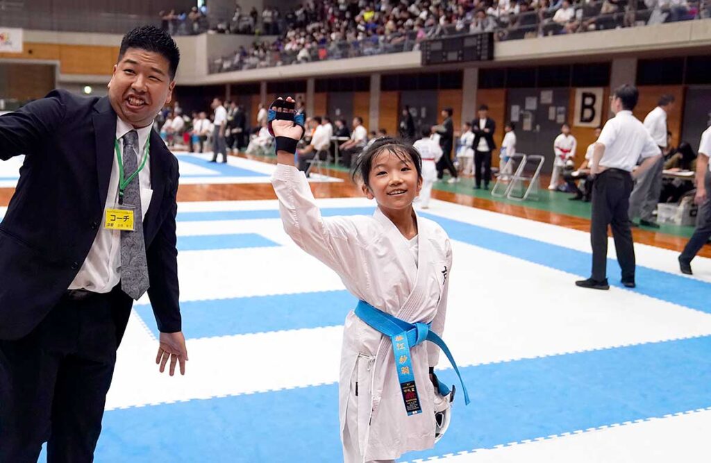 女子組手３年生で優勝の藤江紗羽（京都）