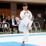 女子形６年生で優勝の浅井心晴（京都）