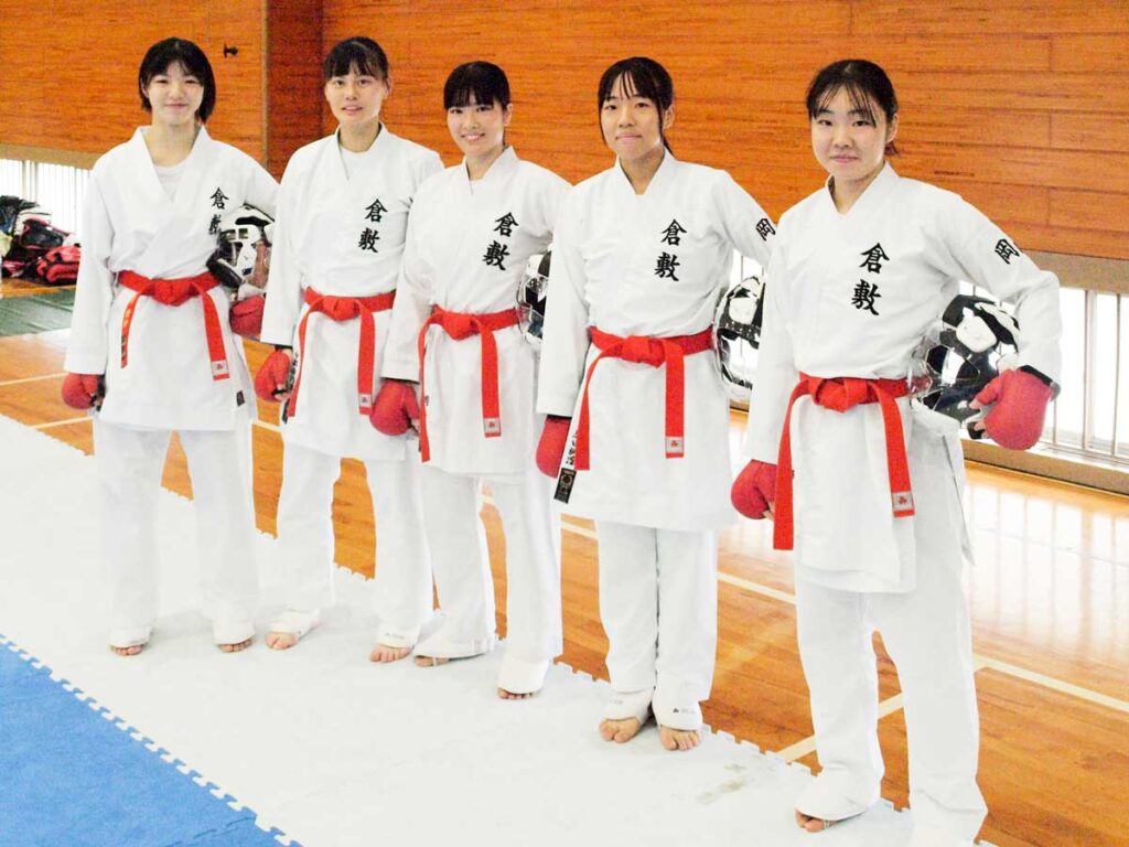 女子団体組手５人制優勝