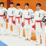 女子団体組手５人制優勝