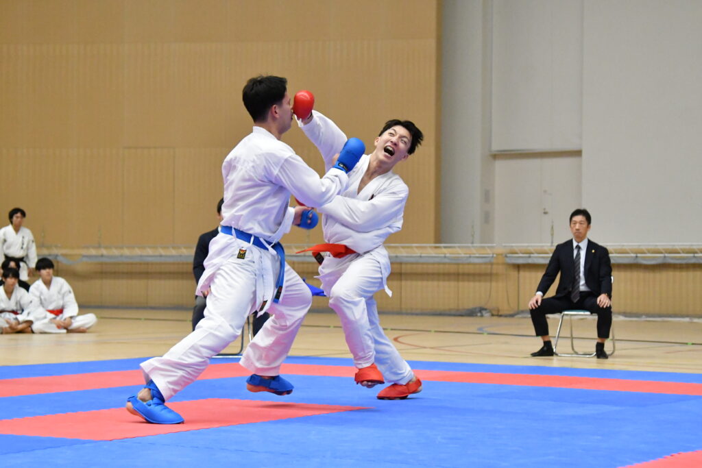 大将戦は池田倖紀（赤）が勝利し激戦を締めくくった